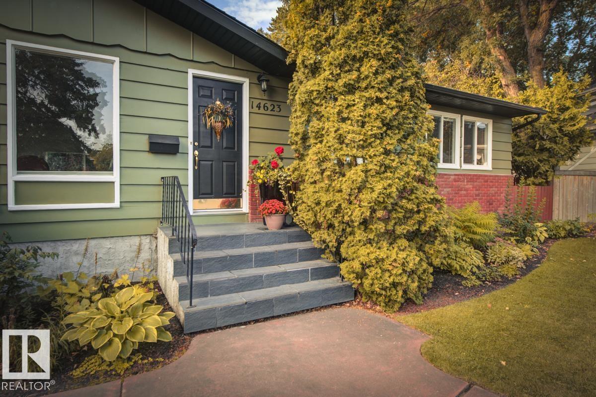 14623 89a Av Nw, Edmonton, Alberta  T5R 4S9 - Photo 2 - E4463286