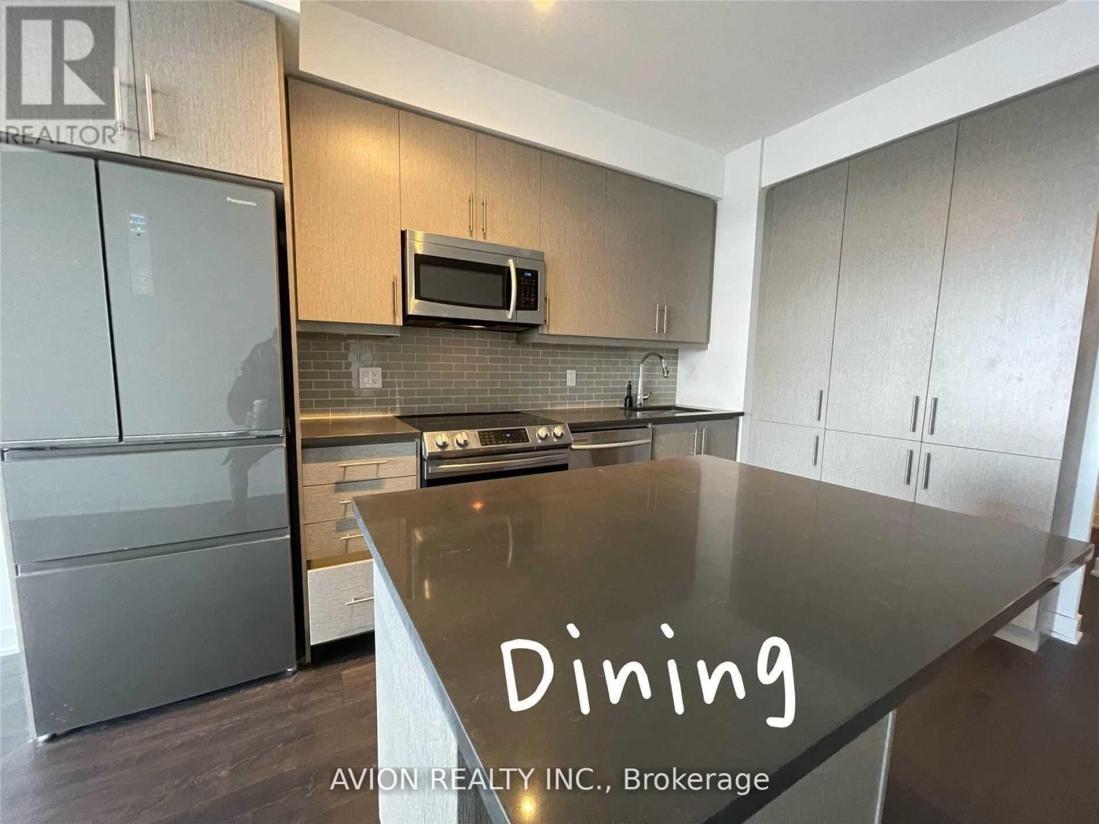 508 - 75 Oneida Crescent, Richmond Hill, Ontario  L4B 0A6 - Photo 2 - N12479646
