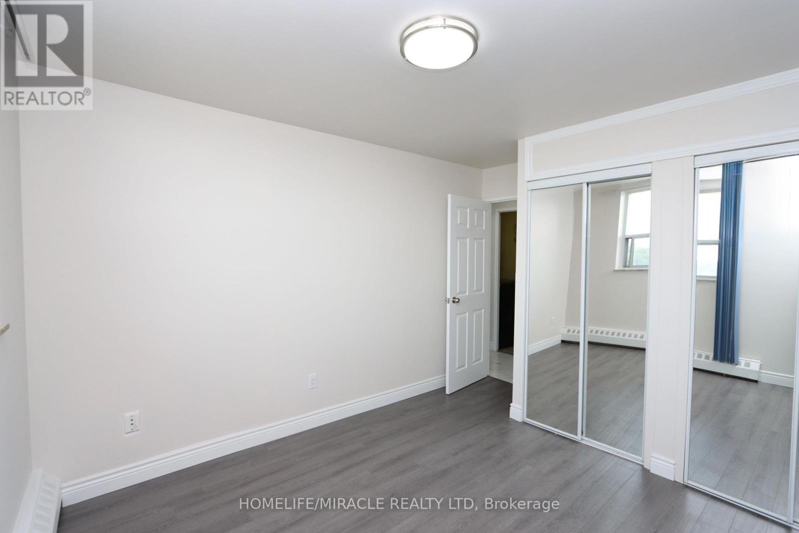 608 - 3533 Derry Road E, Mississauga, Ontario  L4T 1B1 - Photo 11 - W12479659