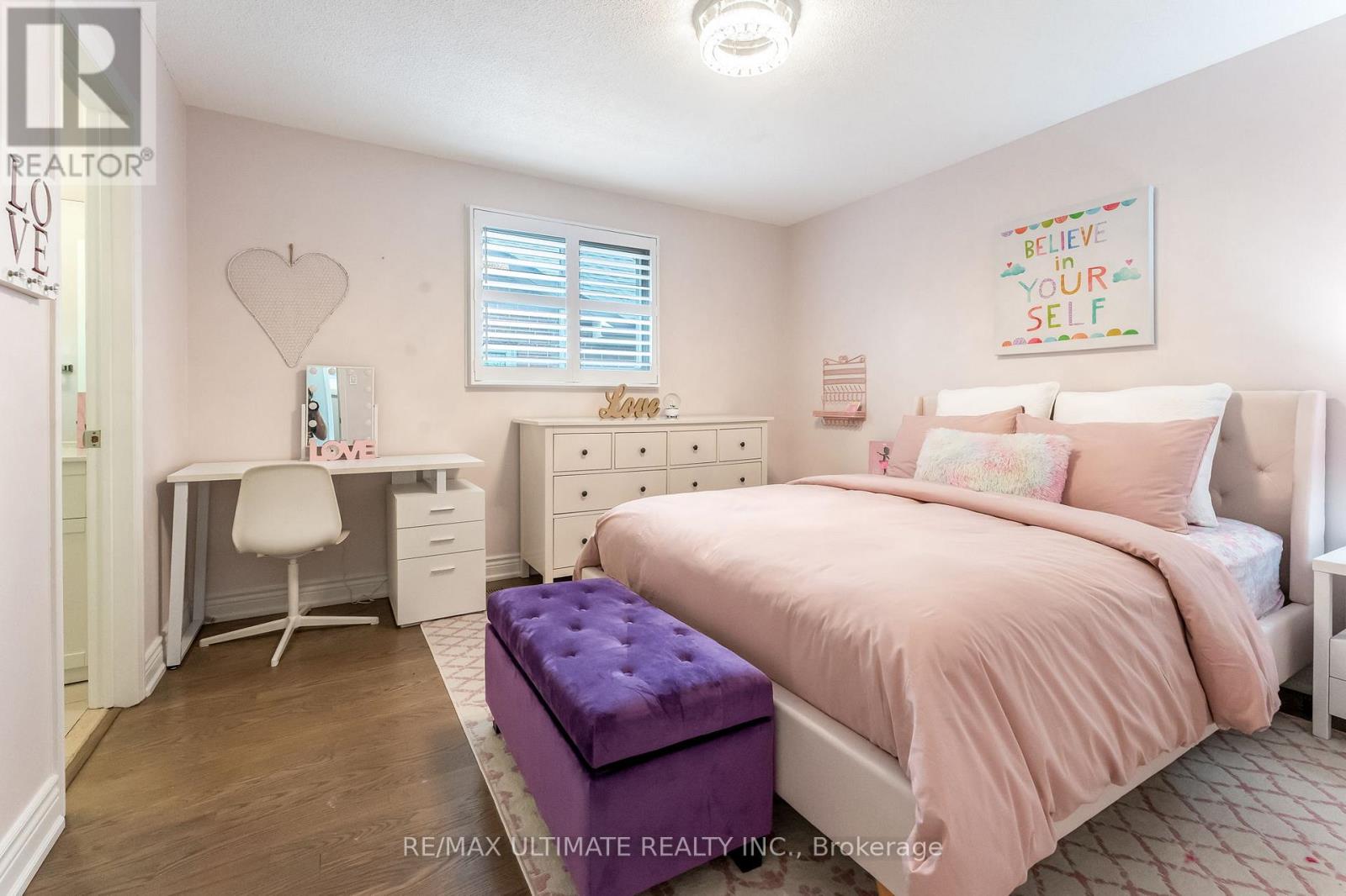 1689 Copseholm Trail, Mississauga, Ontario  L4W 2C1 - Photo 29 - W12479661