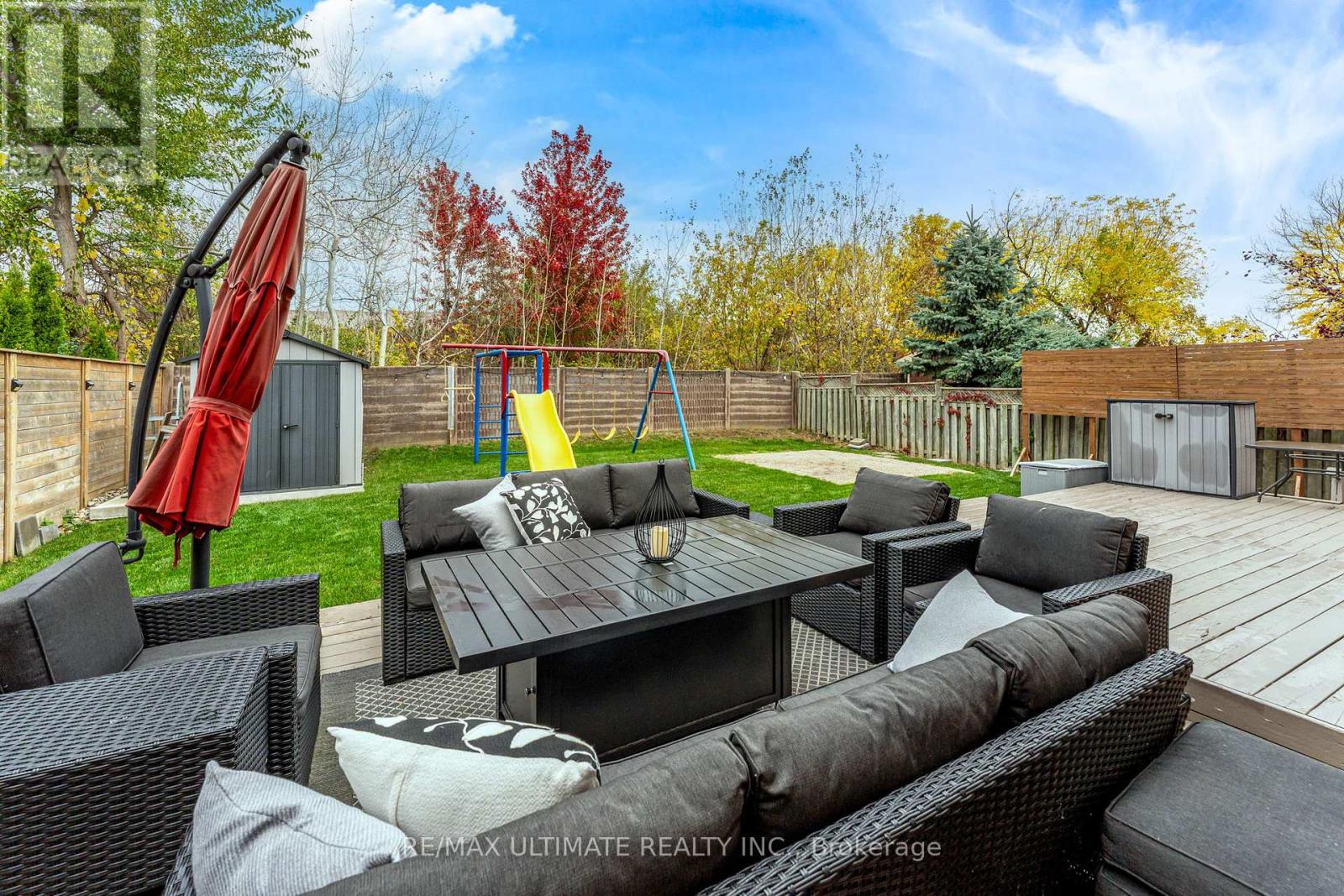 1689 Copseholm Trail, Mississauga, Ontario  L4W 2C1 - Photo 43 - W12479661