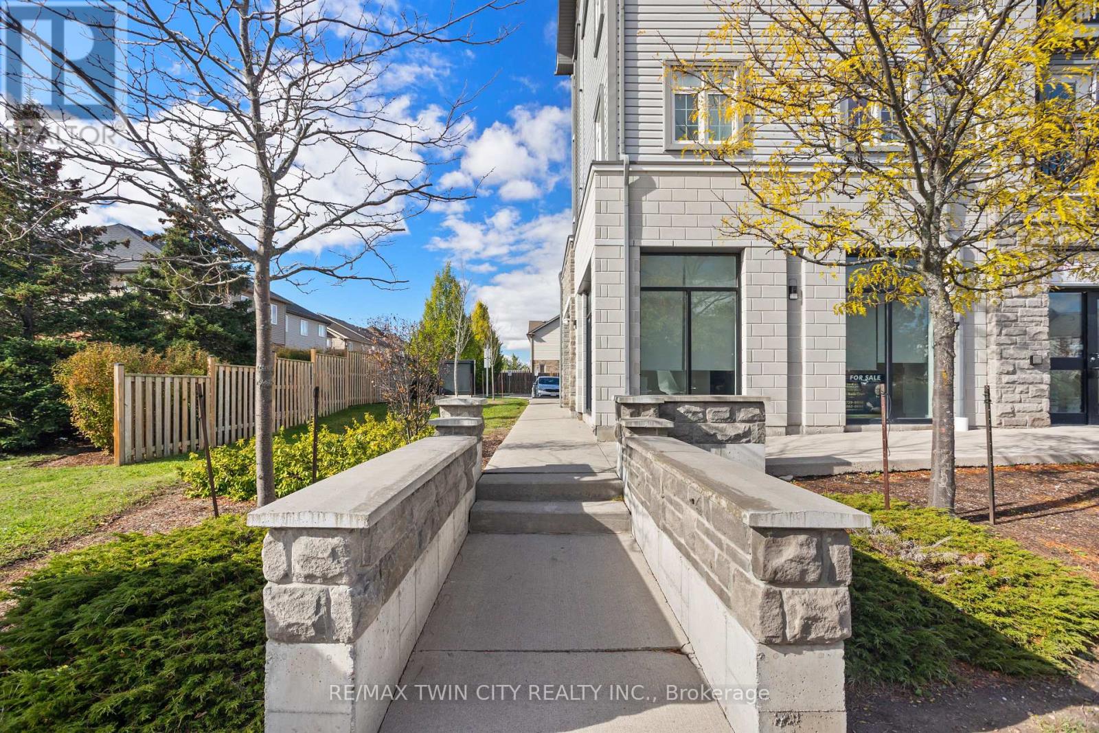 204 - 64 FREDERICK DRIVE, Guelph, Ontario