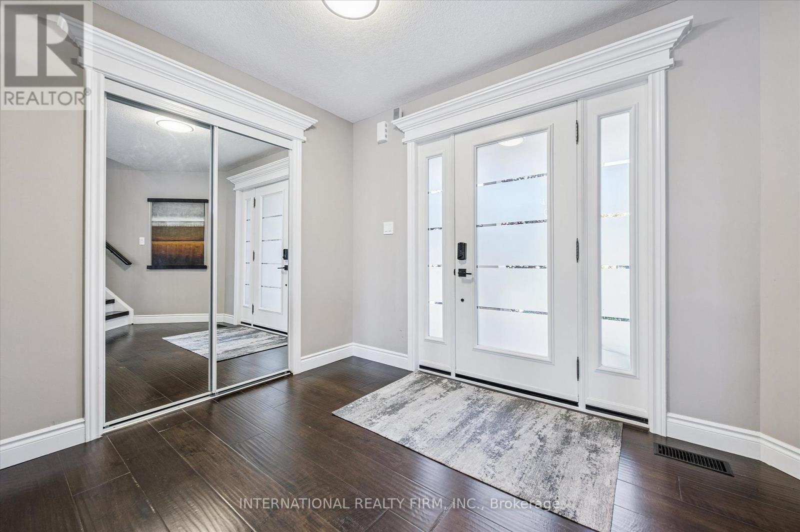 31 Cranbrook Street, Kitchener, Ontario  N2P 2W5 - Photo 3 - X12479650