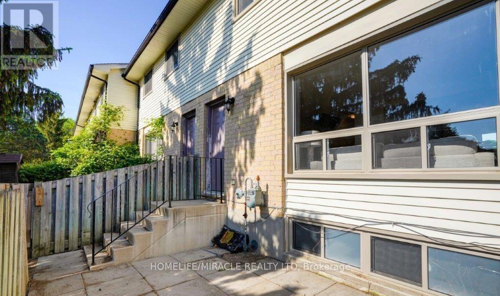 52 - 355 Sandringham Crescent, London South, Ontario  N6C 5K3 - Photo 25 - X12479655