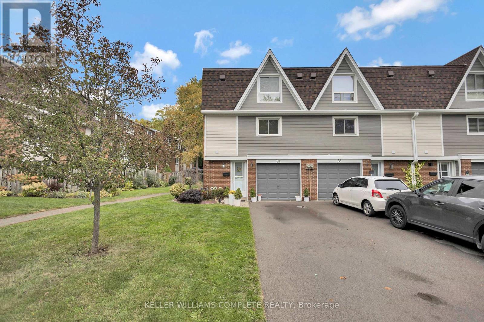 90 ANN STREET, Hamilton, Ontario
