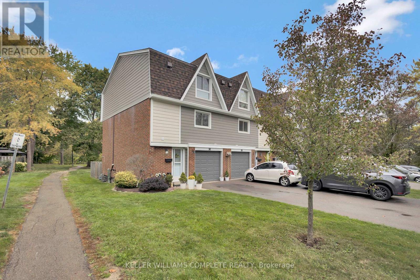 90 Ann Street, Hamilton, Ontario  L9H 5P1 - Photo 3 - X12479663