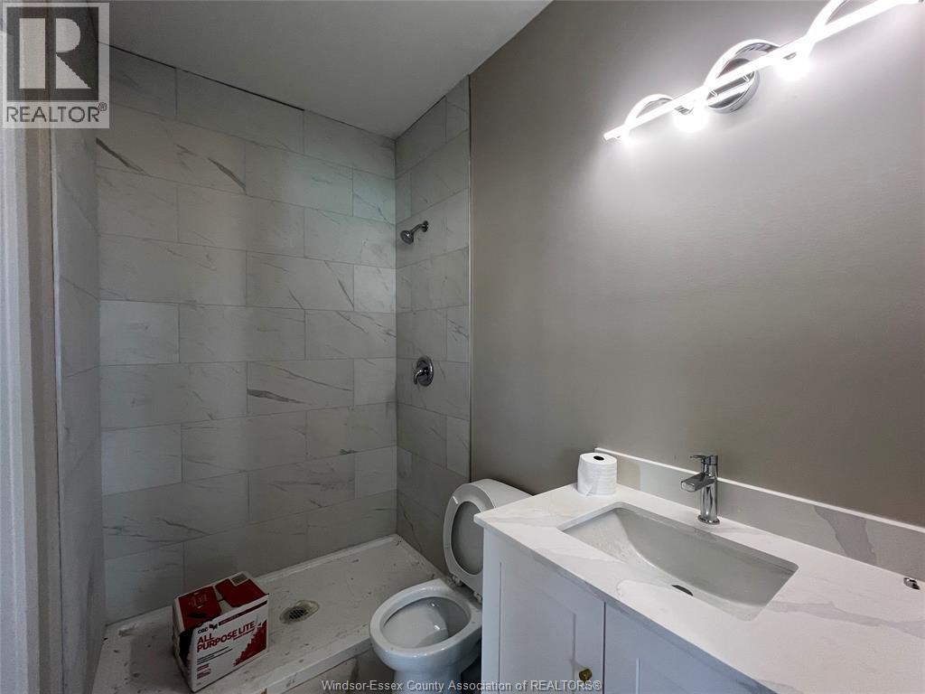 917 Mckay Unit# Room-B1, Windsor, Ontario  N9B 2A4 - Photo 5 - 25027024