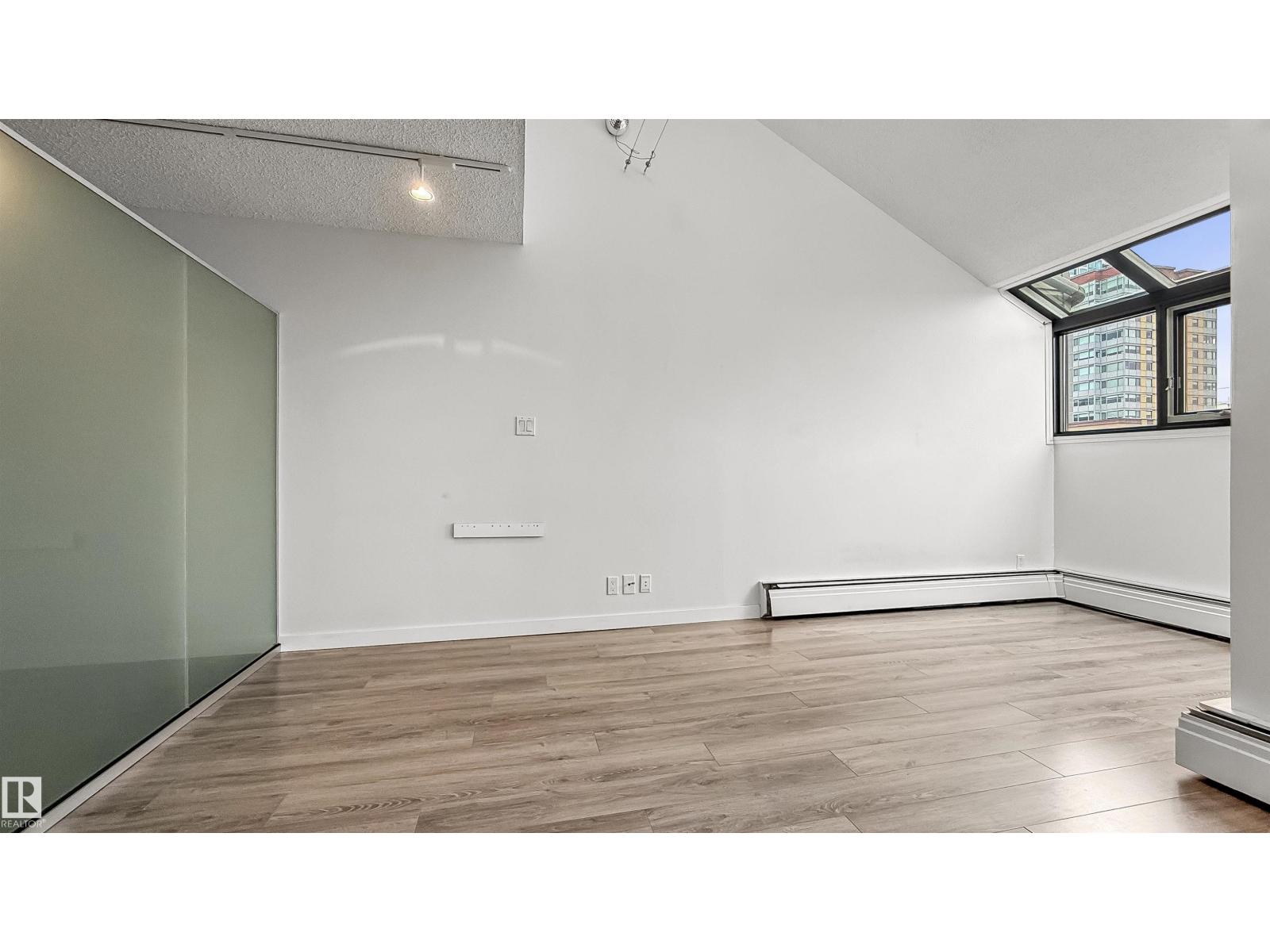 #302 10148 118 St Nw, Edmonton, Alberta  T5K 1Y4 - Photo 6 - E4460858