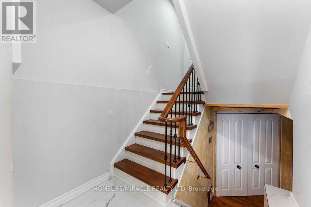 45 Alexis Way, Whitby, Ontario  L1R 2N9 - Photo 5 - E12479669