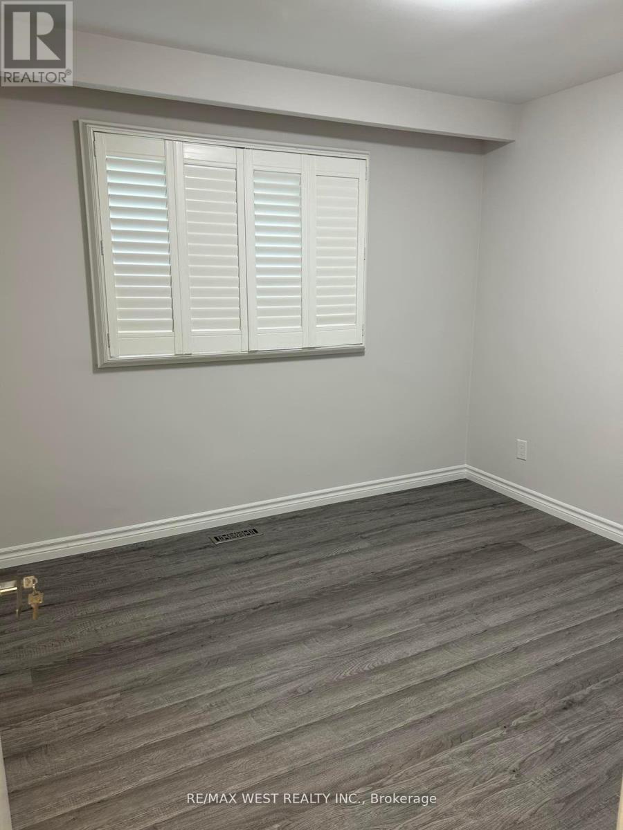 Upper - 21 Tamora Court, Toronto, Ontario  M1S 1H5 - Photo 13 - E12479677