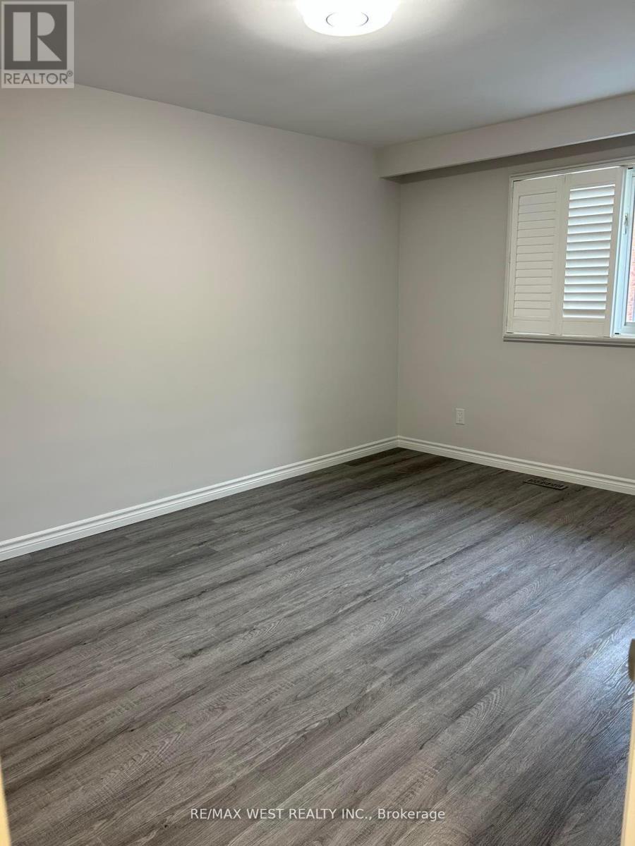 Upper - 21 Tamora Court, Toronto, Ontario  M1S 1H5 - Photo 14 - E12479677