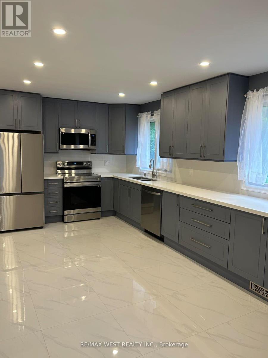 Upper - 21 Tamora Court, Toronto, Ontario  M1S 1H5 - Photo 7 - E12479677