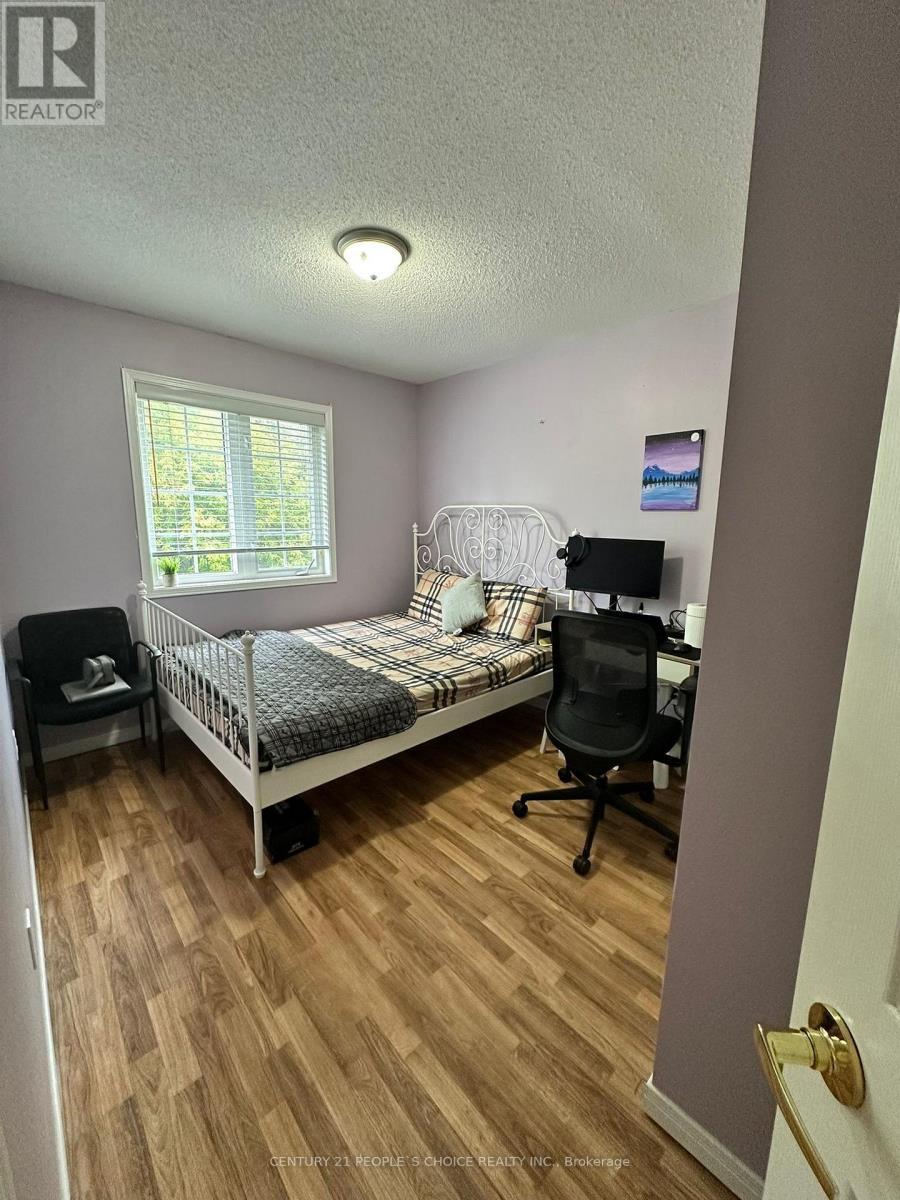 76 Cottingham Crescent, Oshawa, Ontario  L1H 8V6 - Photo 2 - E12479680