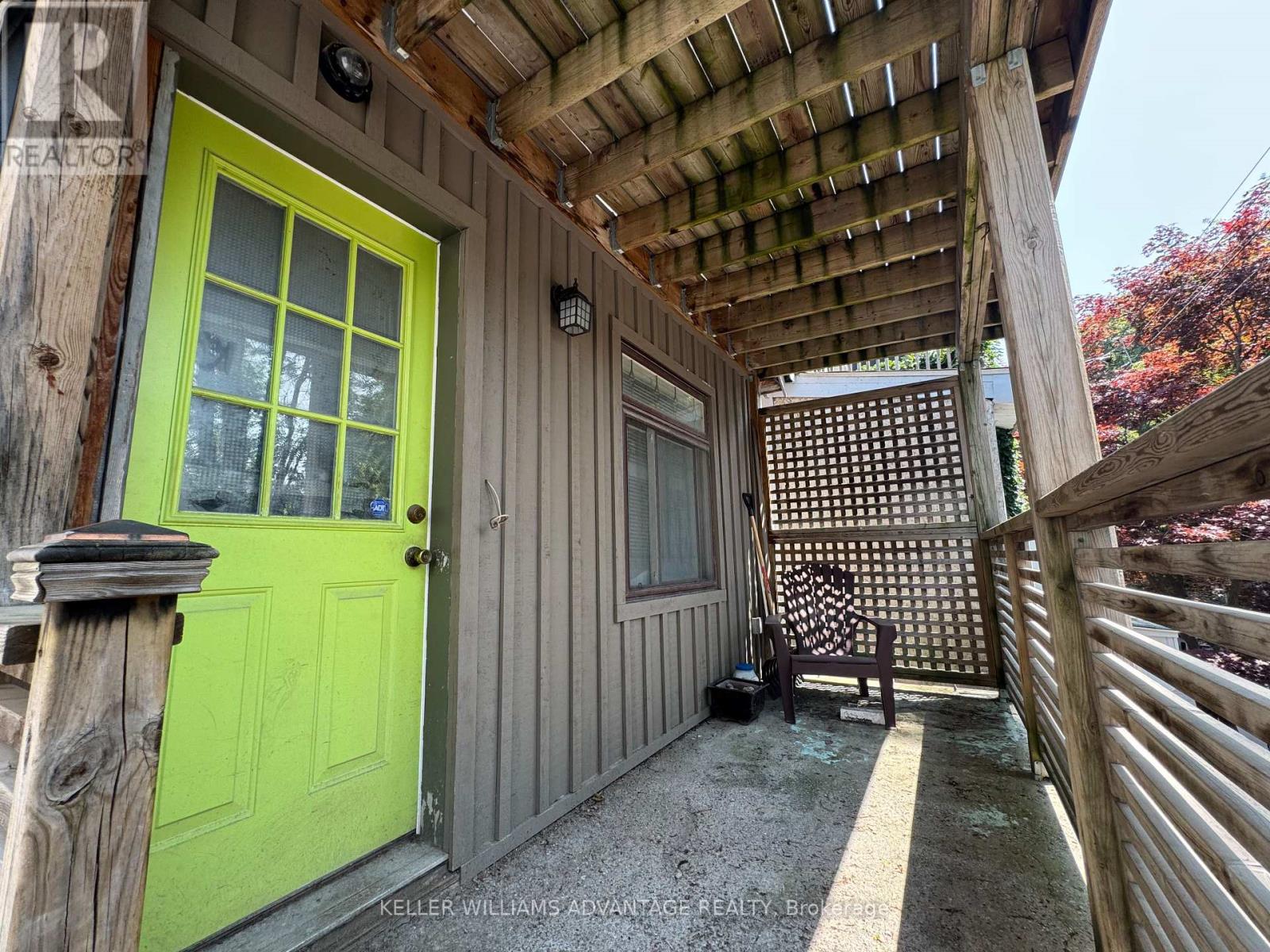 587 Craven Road, Toronto, Ontario  M4L 2Z6 - Photo 7 - E12289593