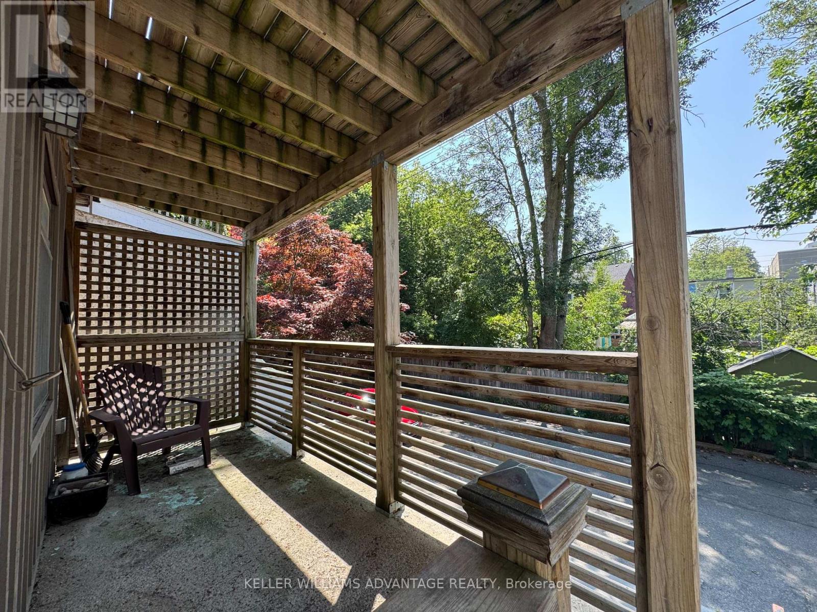 587 Craven Road, Toronto, Ontario  M4L 2Z6 - Photo 9 - E12289593
