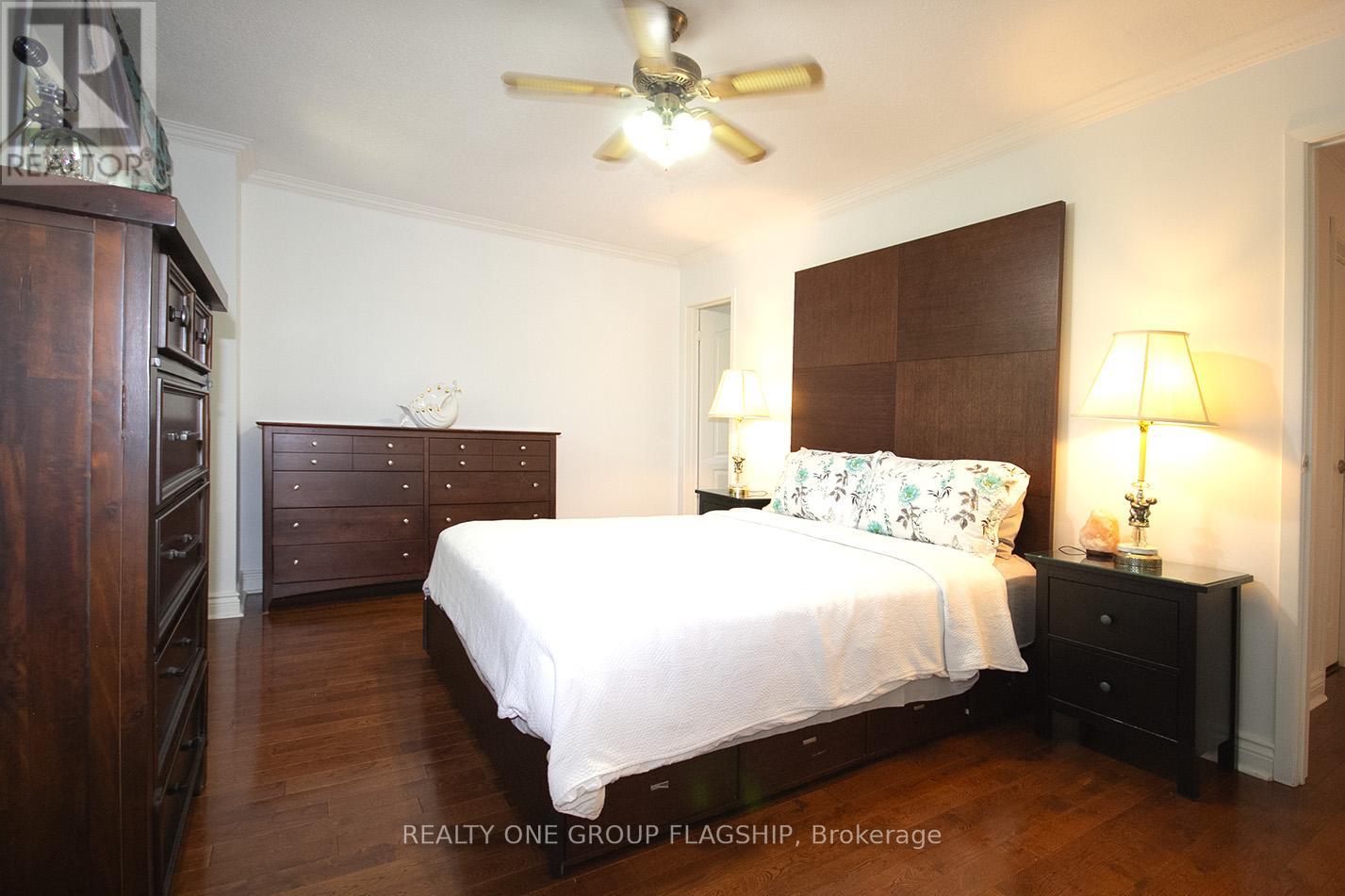 71 Maple Branch Path, Toronto, Ontario  M9P 3T4 - Photo 17 - W12479684
