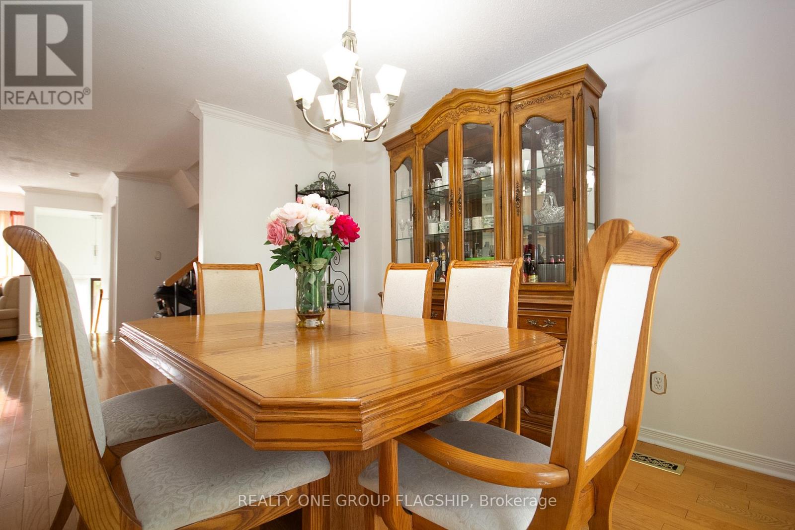 71 Maple Branch Path, Toronto, Ontario  M9P 3T4 - Photo 9 - W12479684
