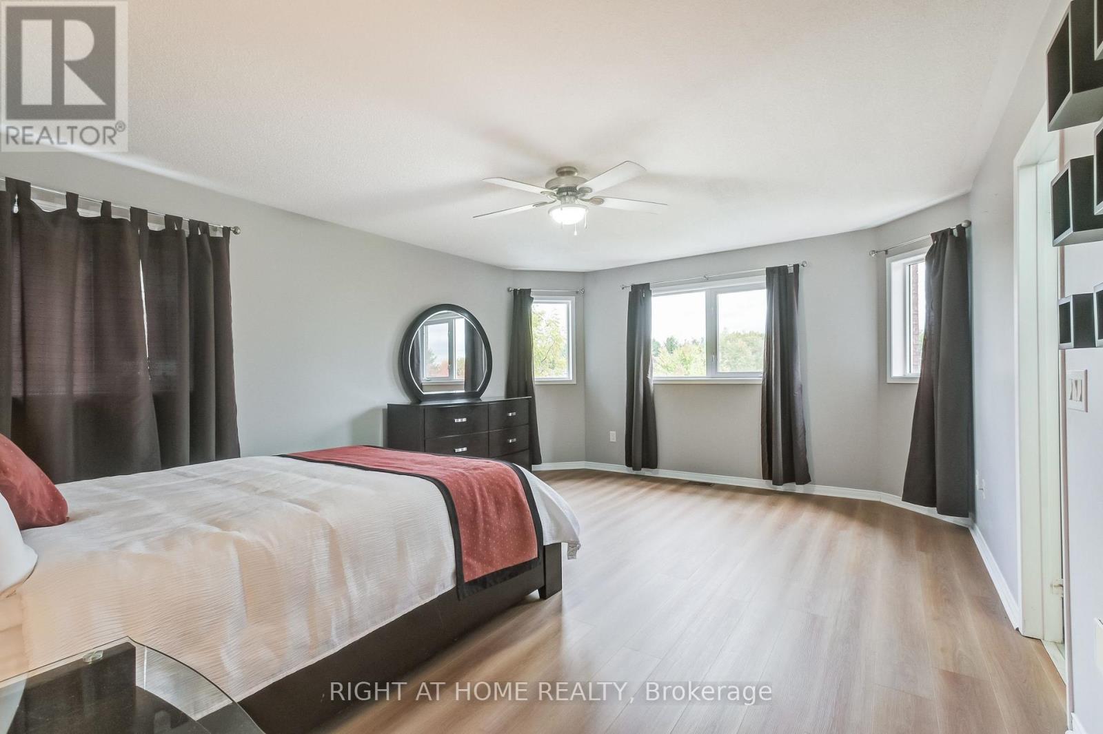 51 Crestridge Drive, Caledon, Ontario  L7E 2T9 - Photo 14 - W12479685