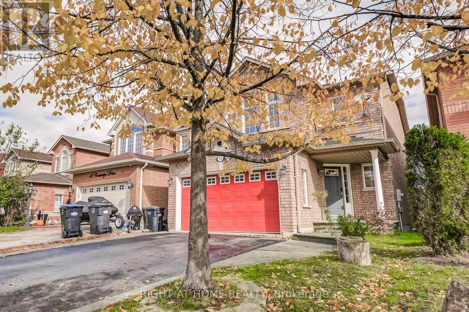 51 Crestridge Drive, Caledon, Ontario  L7E 2T9 - Photo 2 - W12479685