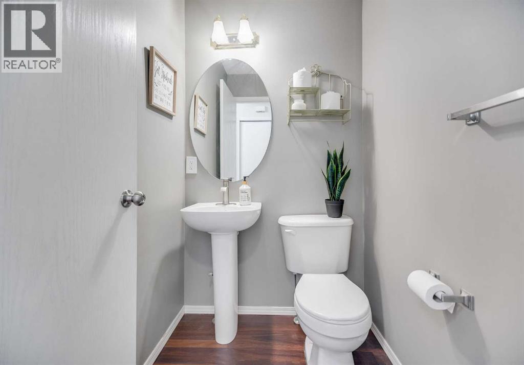 10 Westfall Crescent, Okotoks, Alberta  T1S 1V6 - Photo 13 - A2263021