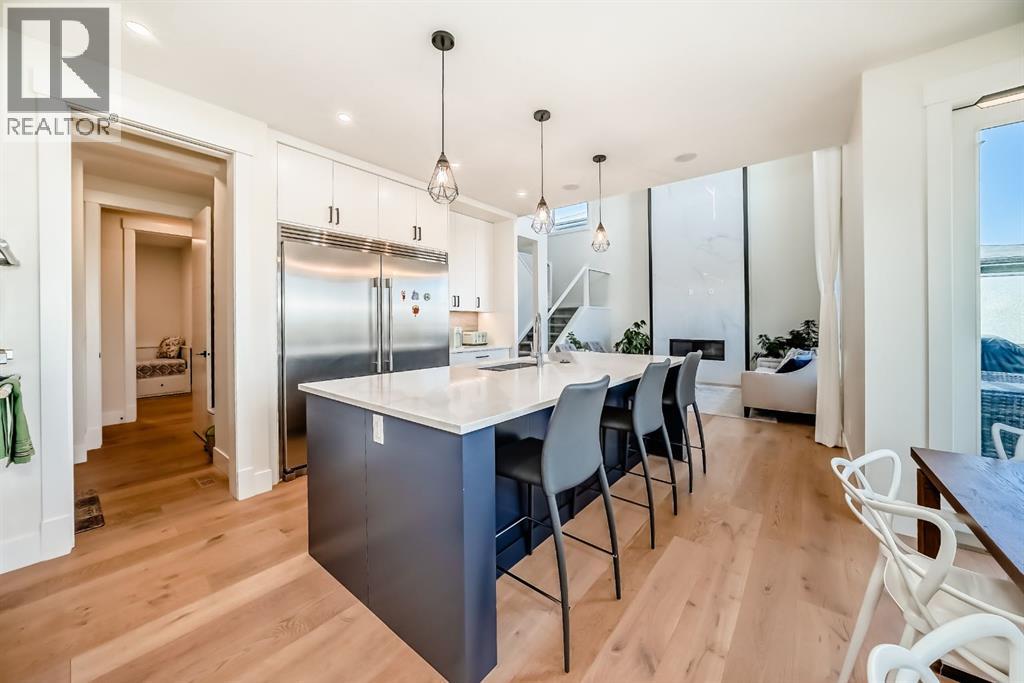 76 Rock Lake View Nw, Calgary, Alberta  T3G 0E9 - Photo 8 - A2266400