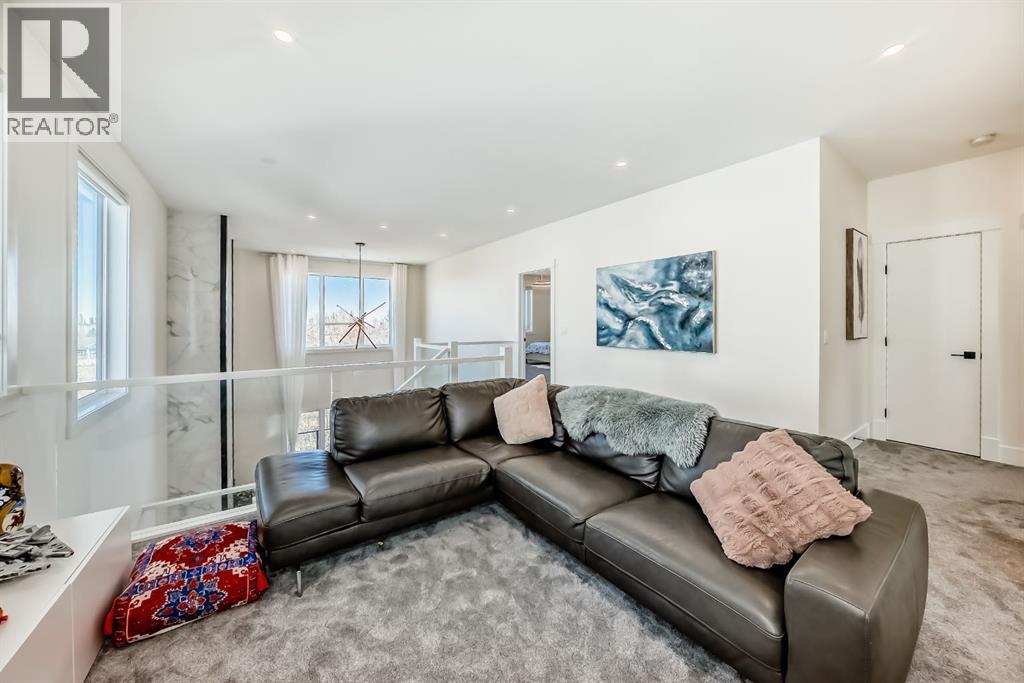 76 Rock Lake View Nw, Calgary, Alberta  T3G 0E9 - Photo 29 - A2266400