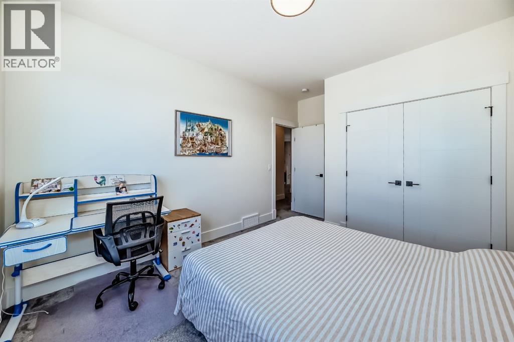 76 Rock Lake View Nw, Calgary, Alberta  T3G 0E9 - Photo 22 - A2266400
