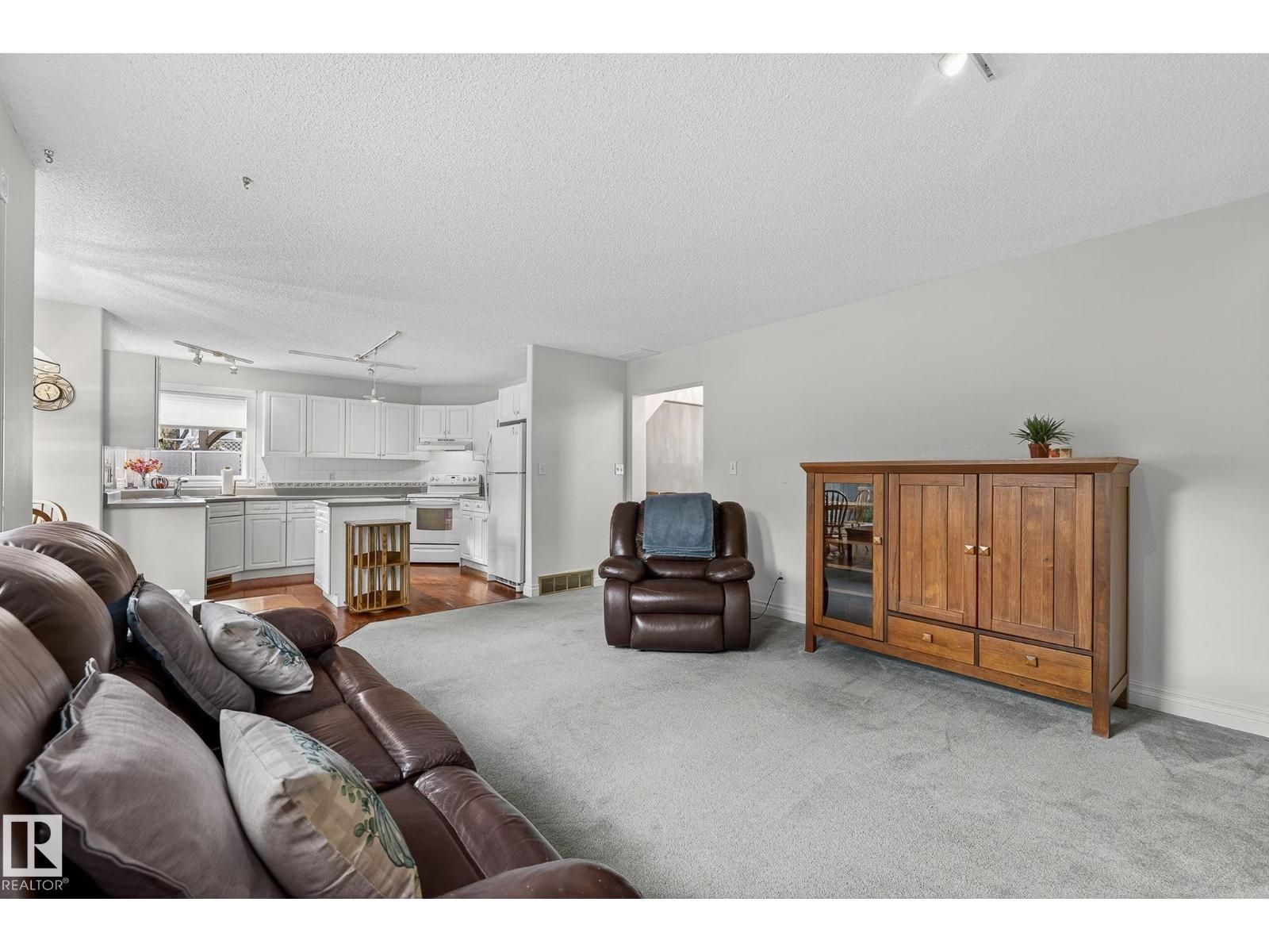 1377 Carter Crest Rd Nw, Edmonton, Alberta  T6R 2L5 - Photo 14 - E4463296