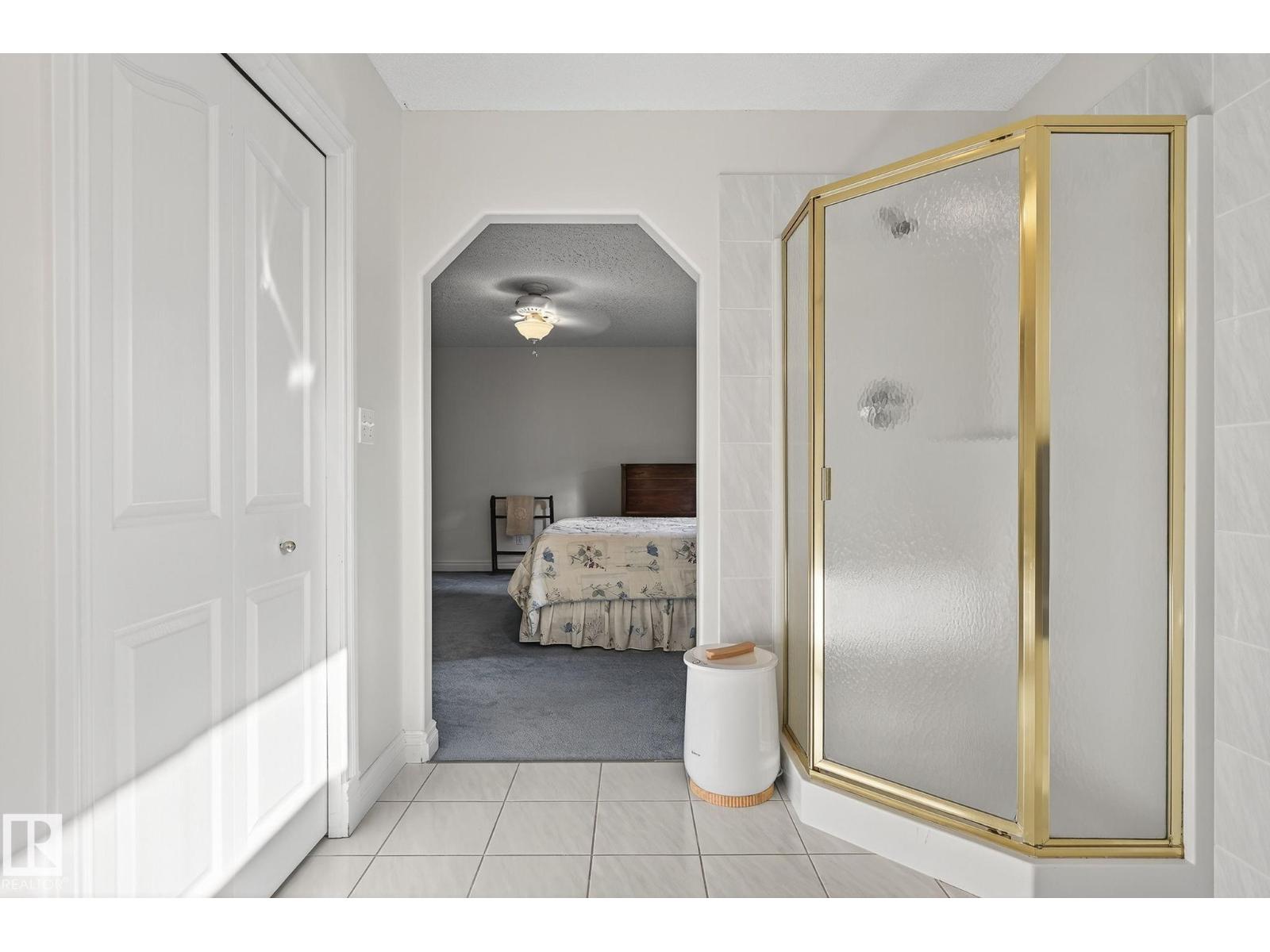1377 Carter Crest Rd Nw, Edmonton, Alberta  T6R 2L5 - Photo 30 - E4463296