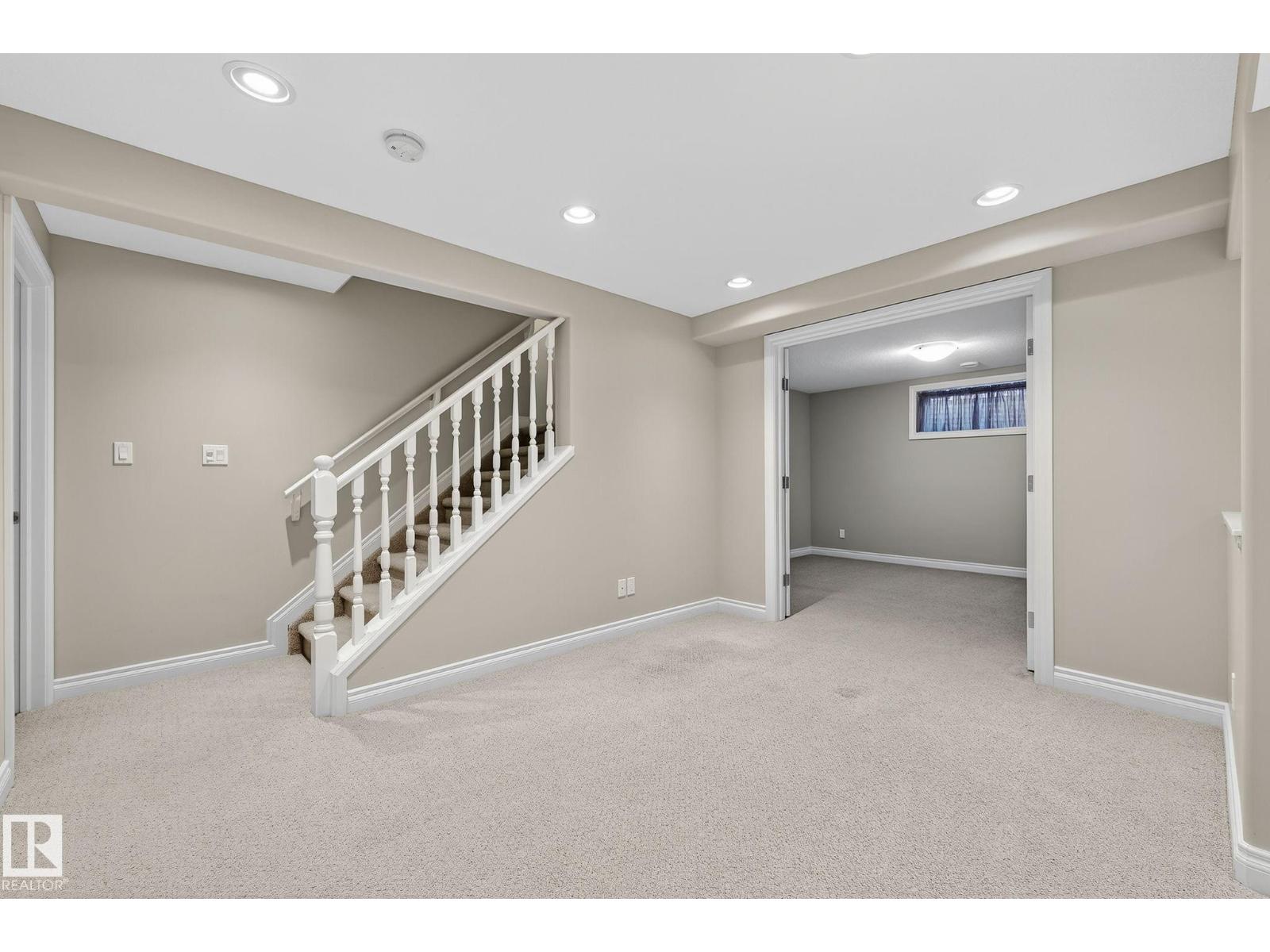 1377 Carter Crest Rd Nw, Edmonton, Alberta  T6R 2L5 - Photo 48 - E4463296