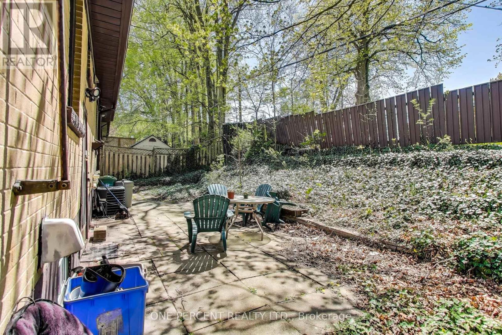 68 Harold Court, Hamilton, Ontario  L8S 2R9 - Photo 39 - X12479667