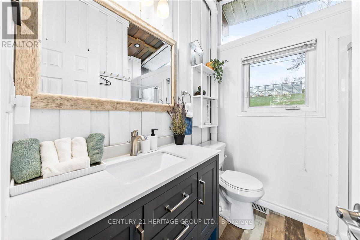 14 Bass Cove Road, Greater Napanee, Ontario  K7R 3K7 - Photo 24 - X12479689