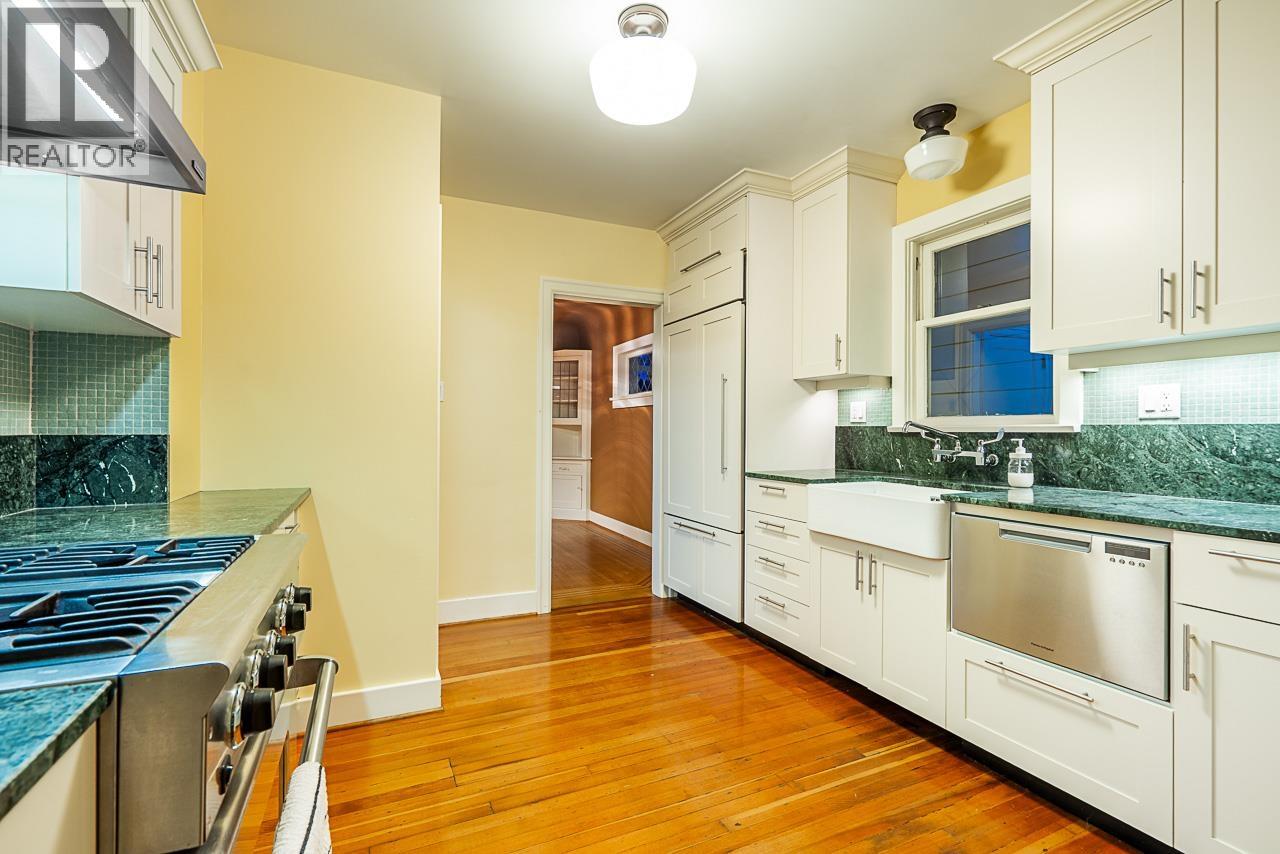 310 Ash Street, New Westminster, British Columbia  V3M 3M6 - Photo 9 - R3061594