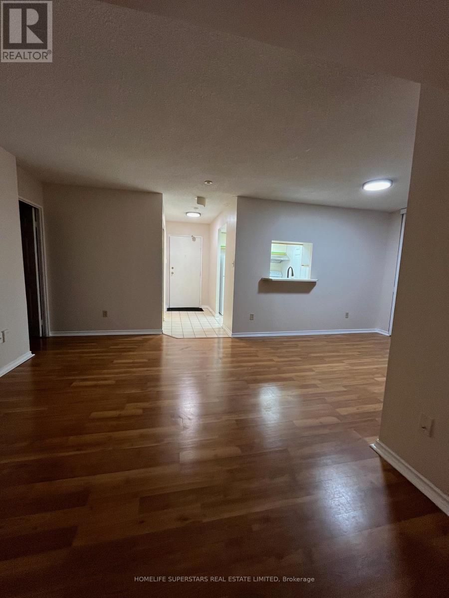 804 - 265 Enfield Place, Mississauga, Ontario  L5B 3Y6 - Photo 4 - W12474981