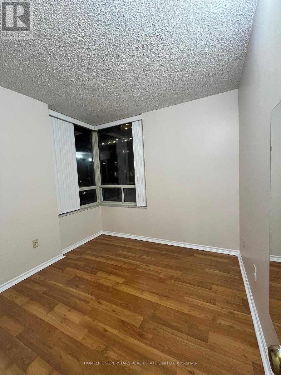 804 - 265 Enfield Place, Mississauga, Ontario  L5B 3Y6 - Photo 8 - W12474981