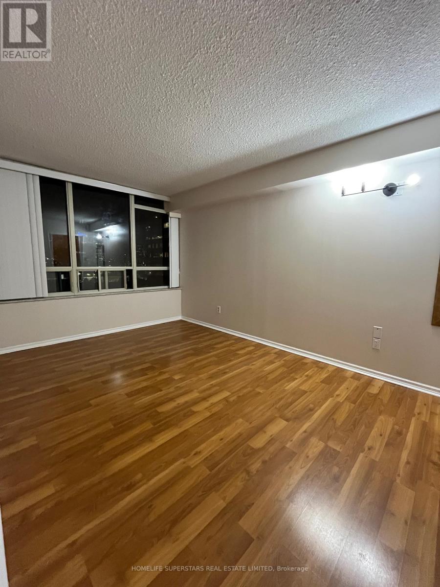 804 - 265 Enfield Place, Mississauga, Ontario  L5B 3Y6 - Photo 6 - W12474981
