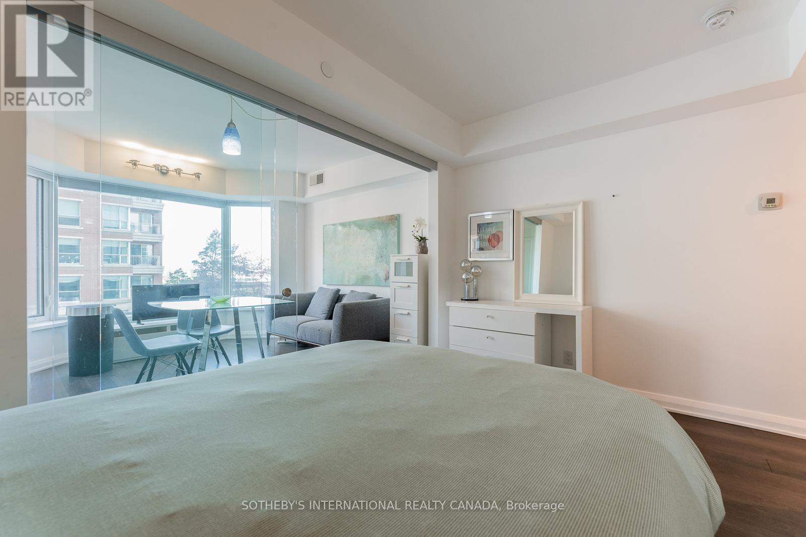 1116 - 155 Yorkville Avenue, Toronto, Ontario  M5R 0B4 - Photo 11 - C12479693