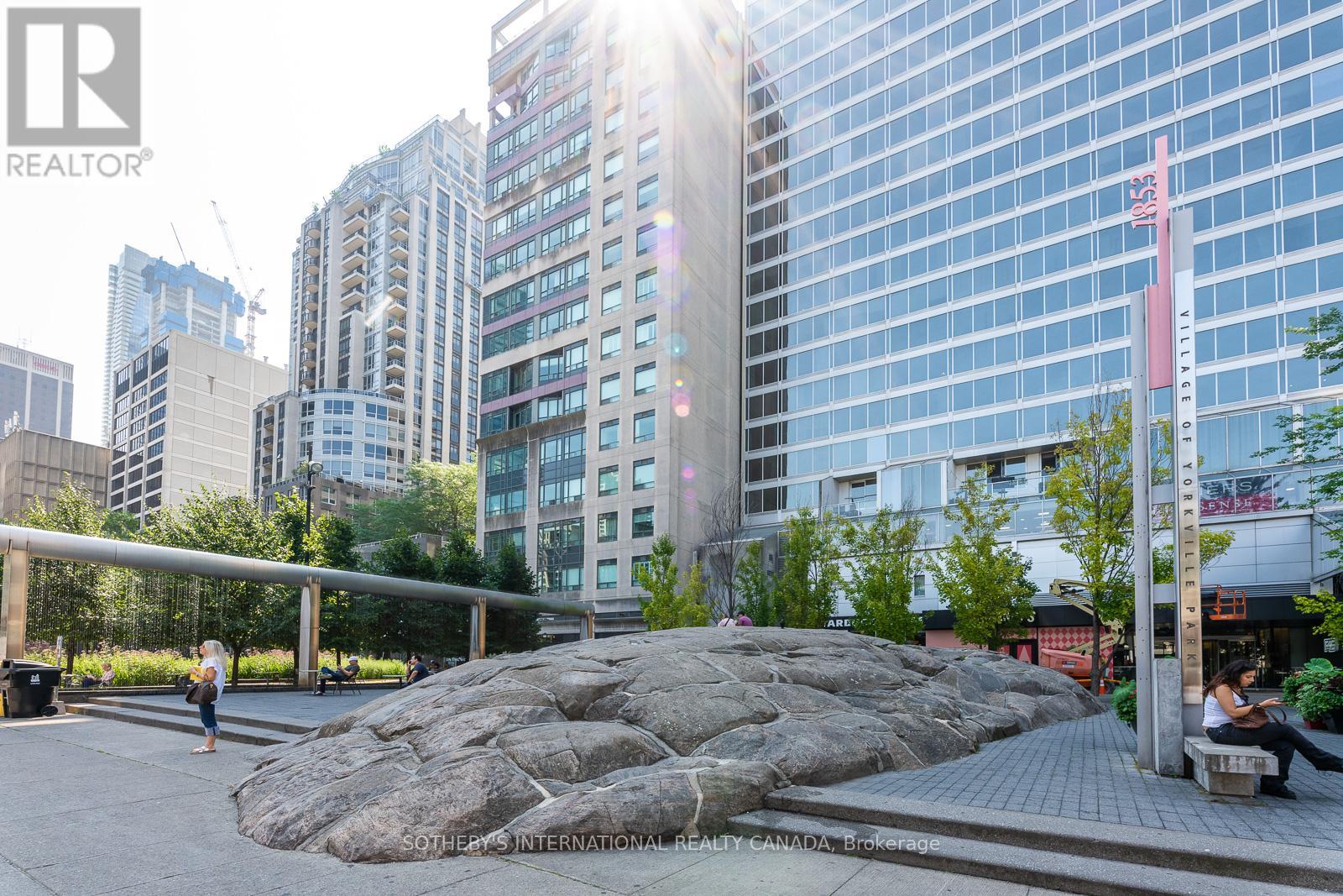 1116 - 155 Yorkville Avenue, Toronto, Ontario  M5R 0B4 - Photo 20 - C12479693