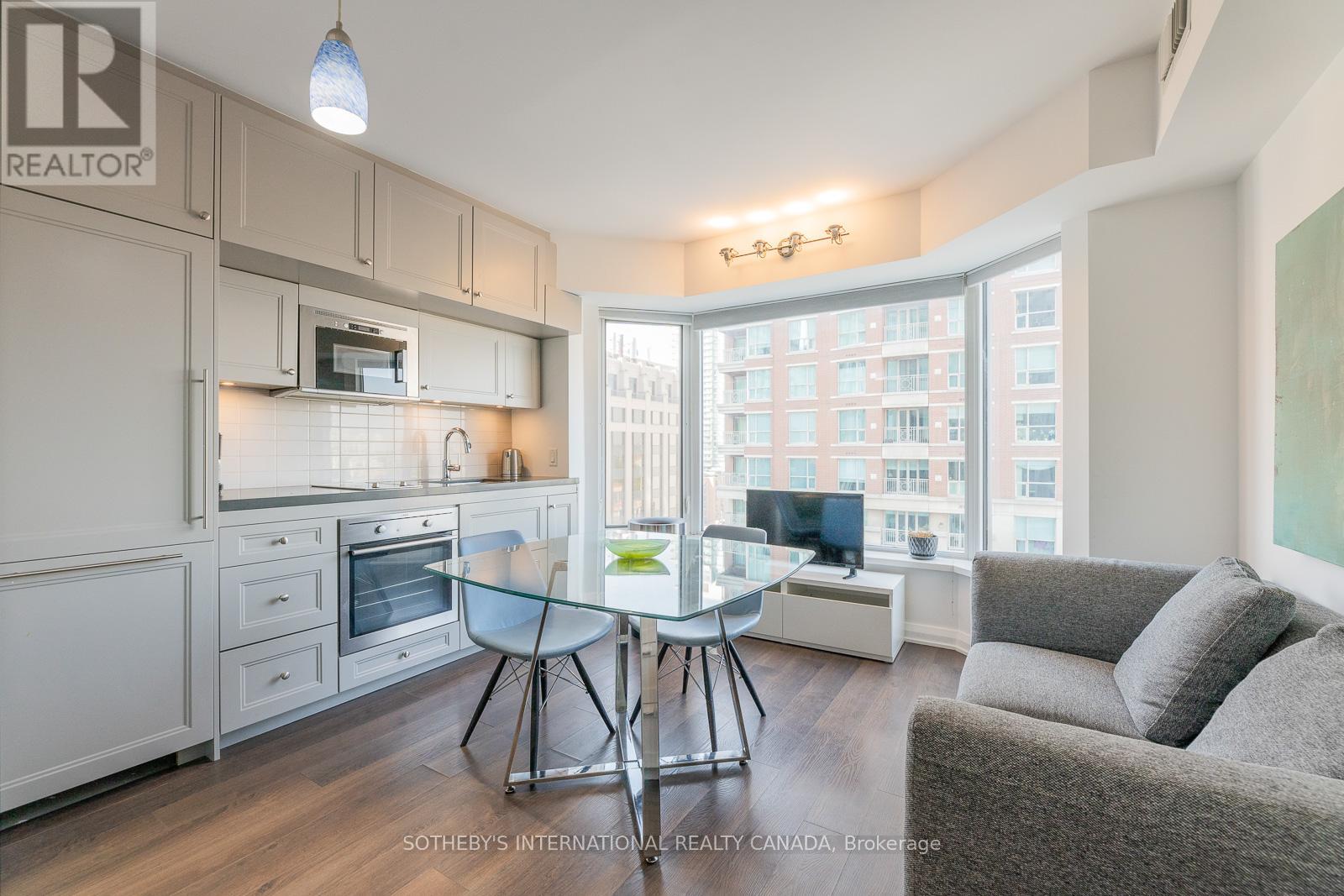 1116 - 155 Yorkville Avenue, Toronto, Ontario  M5R 0B4 - Photo 4 - C12479693