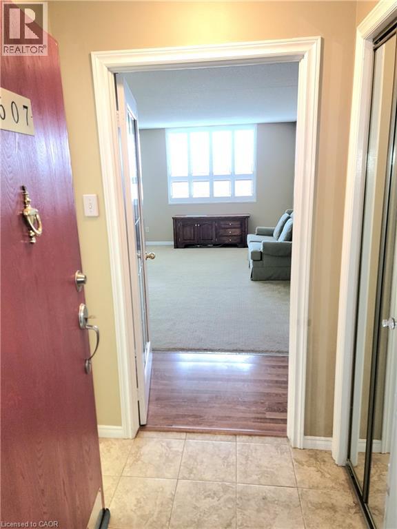 99 Donn Avenue Unit# 607, Stoney Creek, Ontario  L8G 5B2 - Photo 9 - 40781570
