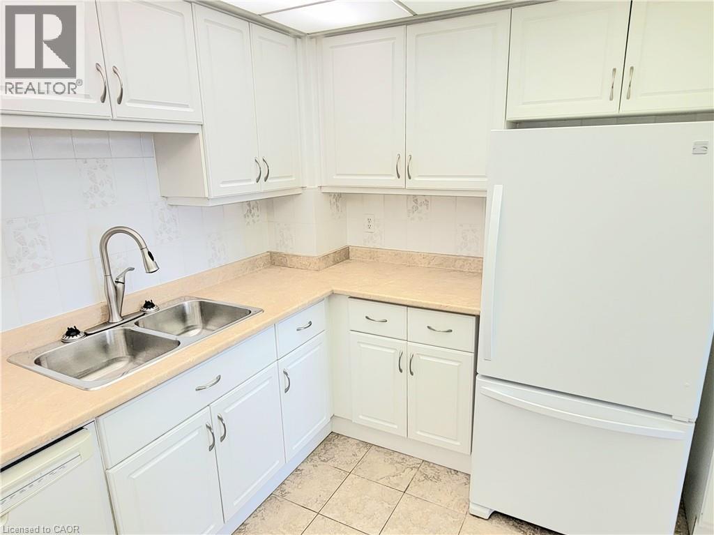 99 Donn Avenue Unit# 607, Stoney Creek, Ontario  L8G 5B2 - Photo 14 - 40781570