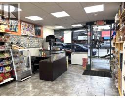 3216 W BROADWAY, Vancouver, British Columbia