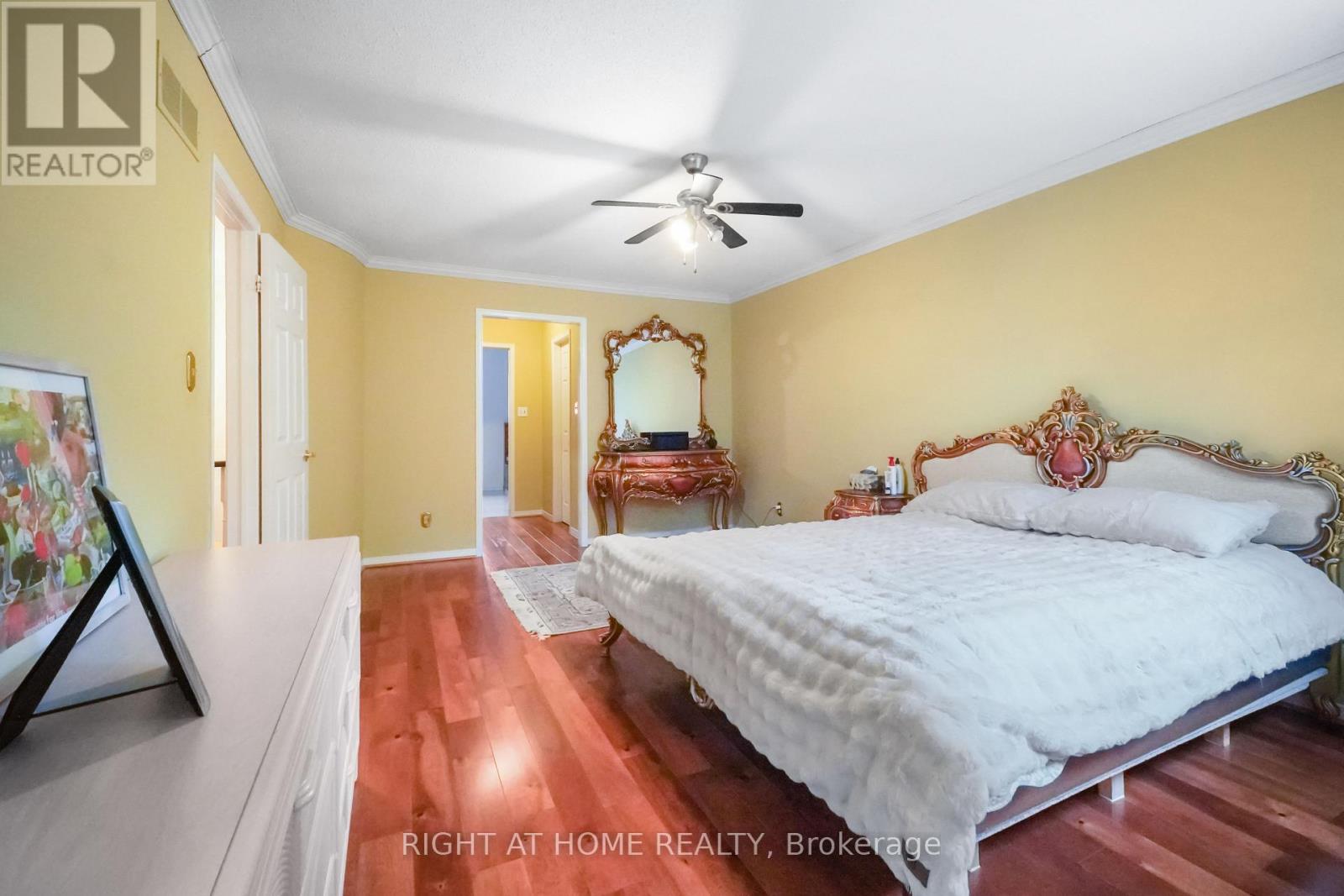 97 Brillinger Street, Richmond Hill, Ontario  L4C 8Y3 - Photo 17 - N12479696