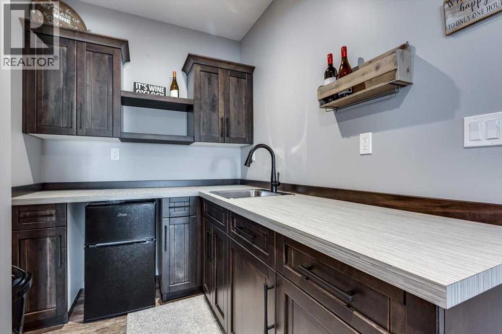 5 Leonard Close, Sylvan Lake, Alberta  T4S 0E7 - Photo 36 - A2266256