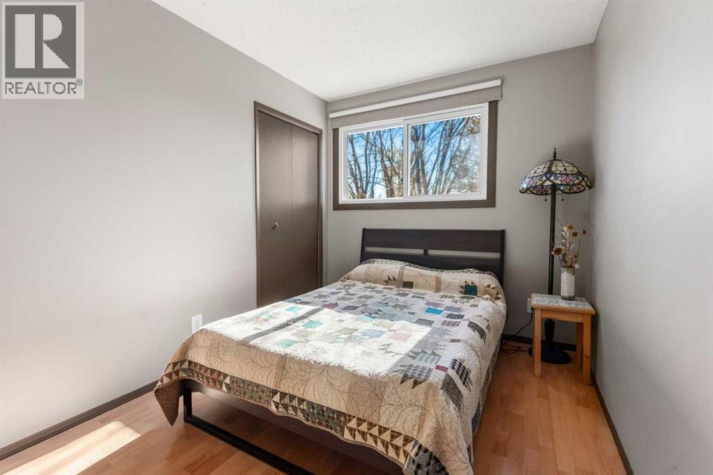 508 Queensland Place Se, Calgary, Alberta  T2J 4T3 - Photo 22 - A2264538