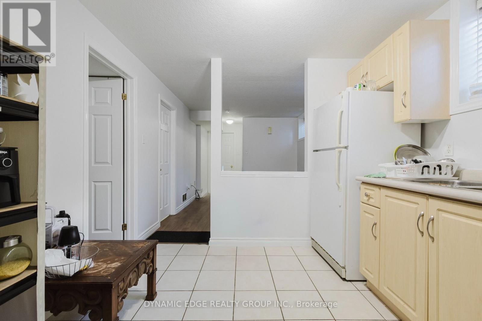 23 Bronwyn Place, Guelph, Ontario  N1K 1X1 - Photo 46 - X12479694