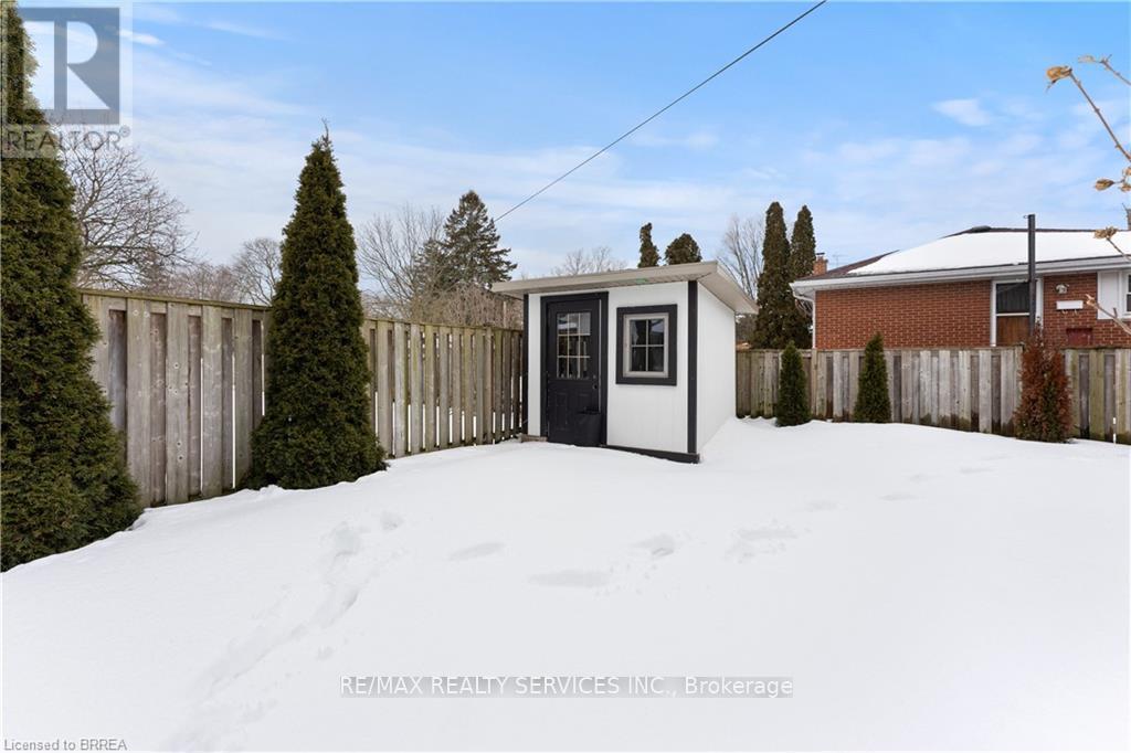 7 Sycamore Drive, Brantford, Ontario  N3R 2M2 - Photo 41 - X12479701