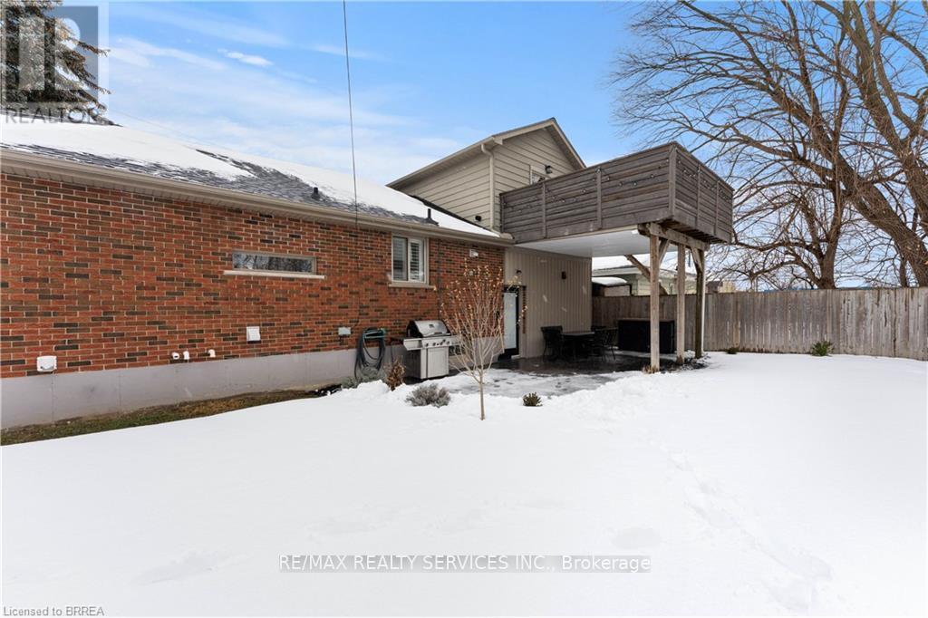 7 Sycamore Drive, Brantford, Ontario  N3R 2M2 - Photo 42 - X12479701