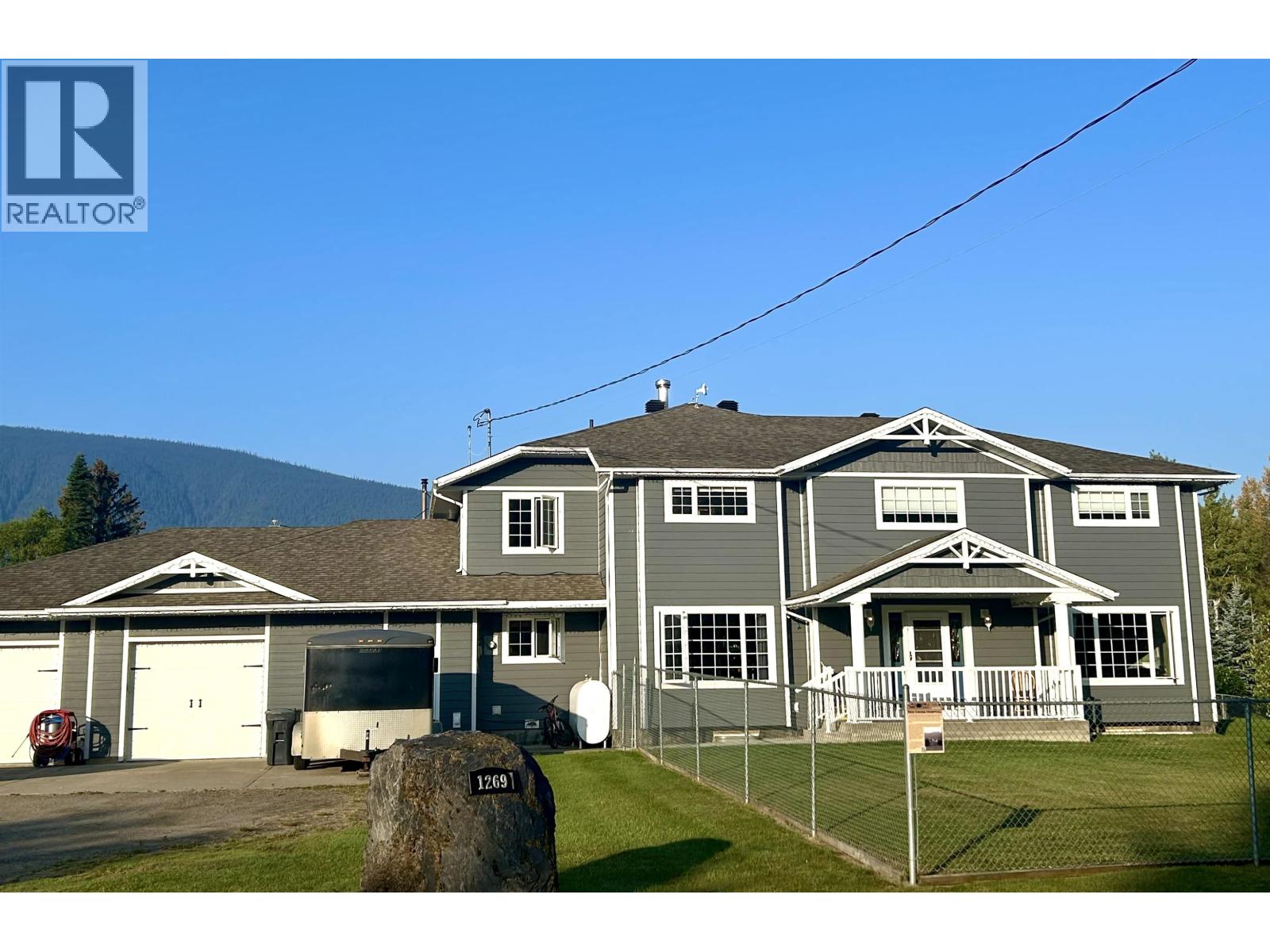 1269 2ND AVENUE, McBride, British Columbia