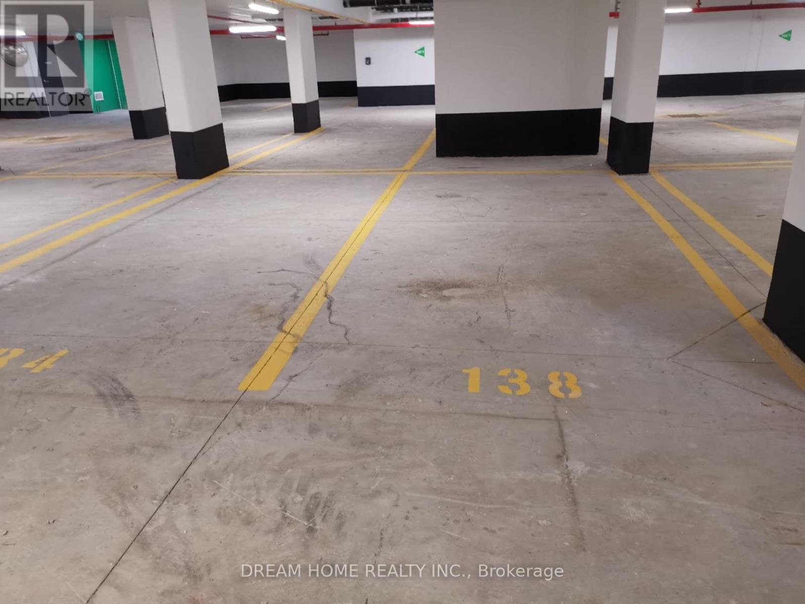 32 - 871 Sheppard Avenue W, Toronto, Ontario  M3H 0E8 - Photo 20 - C12479729